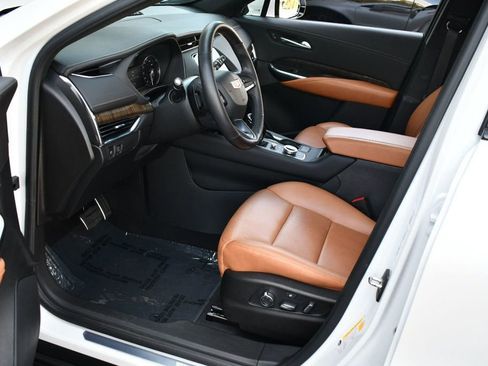 Used 2021 Cadillac XT4 Sport image 38