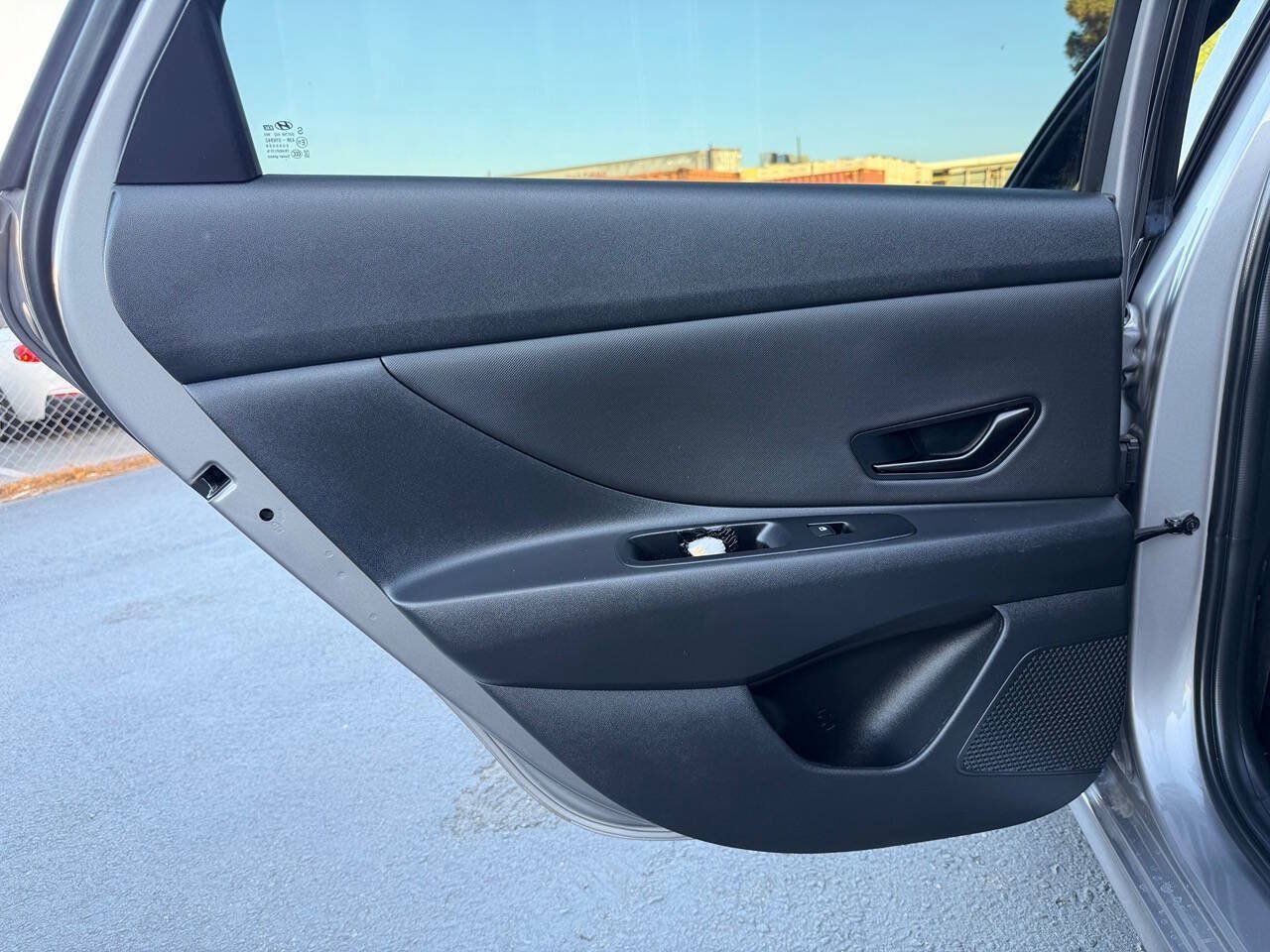 Used 2025 Hyundai Elantra Sport FWD image 26