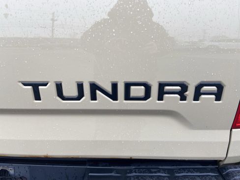 Used 2017 Toyota Tundra SR5 AWD/4WD image 45
