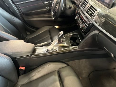 Used 2017 BMW 330i Sedan RWD image 16
