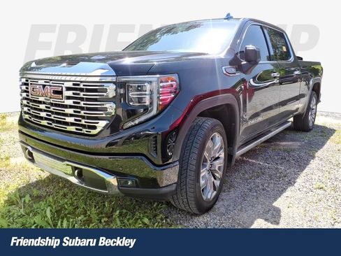 Used 2023 GMC Sierra 1500 Denali w/ Denali Reserve Package AWD/4WD image 1