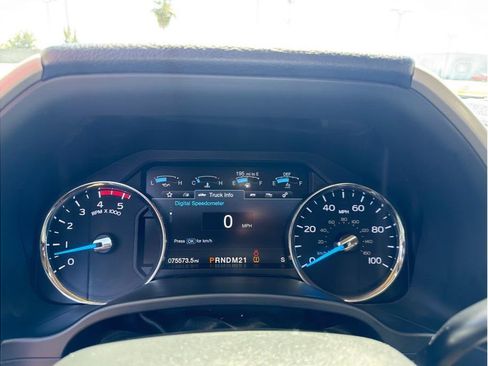 Used 2017 Ford F250 Lariat w/ Lariat Value Package AWD/4WD image 15