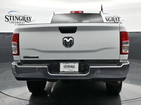 Used 2024 RAM 2500 Big Horn AWD/4WD image 6