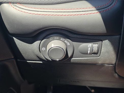 Certified 2024 Dodge Durango GT RWD image 32