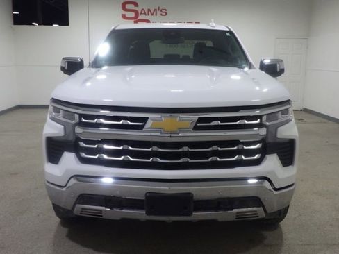 Used 2025 Chevrolet Silverado 1500 LTZ AWD/4WD image 6