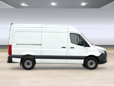 New 2025 Mercedes-Benz Sprinter 2500 image 7