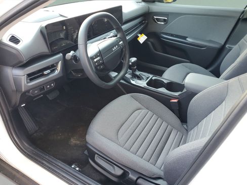 New 2025 Kia K4 EX FWD image 19