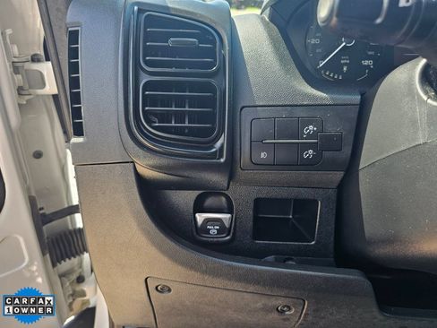 Used 2025 RAM ProMaster 2500 w/ Convenience Group FWD image 13