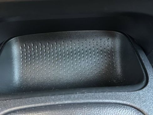 Used 2025 Toyota Corolla LE image 25