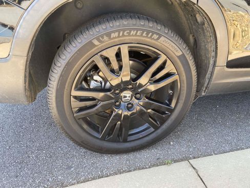 Used 2021 Honda Pilot Special Edition image 9