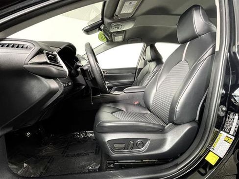 Certified 2023 Toyota Camry SE image 9