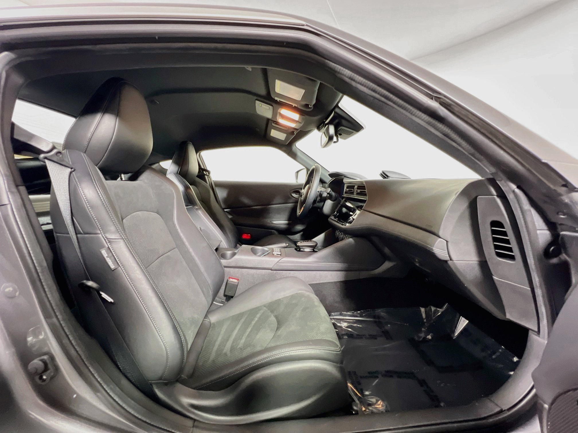 Used 2025 Nissan Z Performance w/ Floor Mat Package RWD image 30