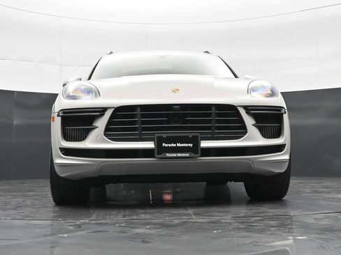Certified 2020 Porsche Macan Turbo AWD/4WD image 44