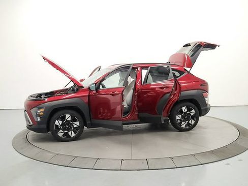 Used 2025 Hyundai Kona SEL FWD image 13
