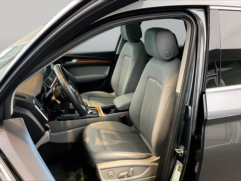 Certified 2023 Audi Q5 2.0T Premium Plus w/ Premium Plus Package AWD/4WD image 8