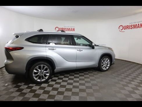 Used 2020 Toyota Highlander Limited image 13