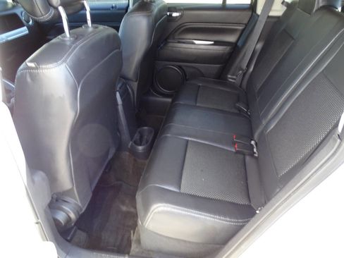 Used 2014 Jeep Compass 4WD image 21