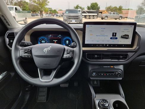 Used 2025 Ford Bronco Sport Big Bend AWD/4WD image 6