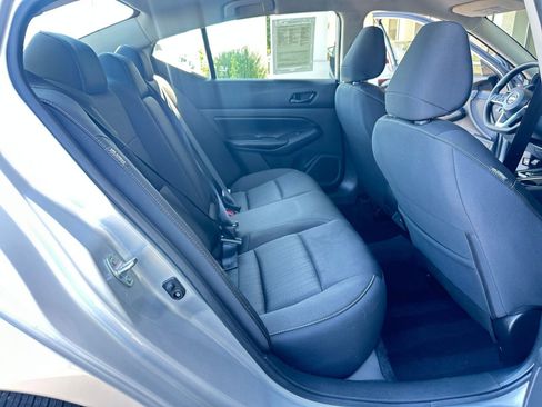 Used 2024 Nissan Altima 2.5 SV image 25