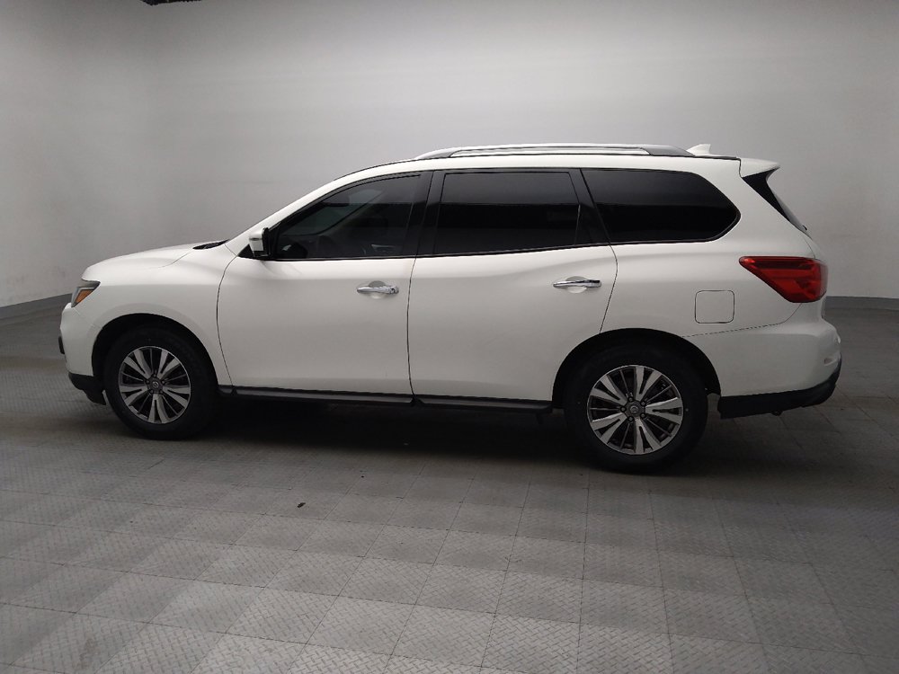 Used 2019 Nissan Pathfinder SL FWD image 3