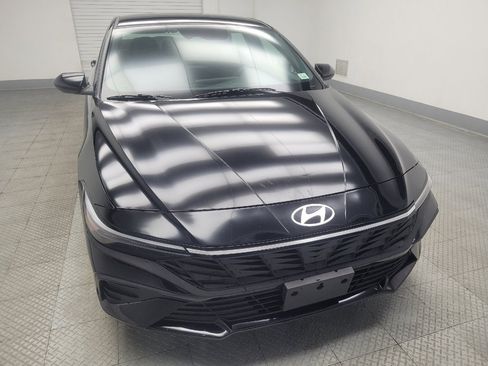 Used 2025 Hyundai Elantra Sport FWD image 14