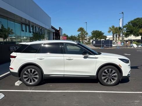 Used 2020 Lincoln Corsair Reserve w/ Equipment Group 201A AWD/4WD image 4