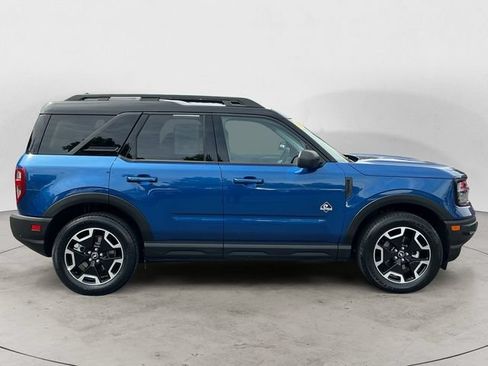 Used 2024 Ford Bronco Sport Outer Banks w/ Tech Package AWD/4WD image 4