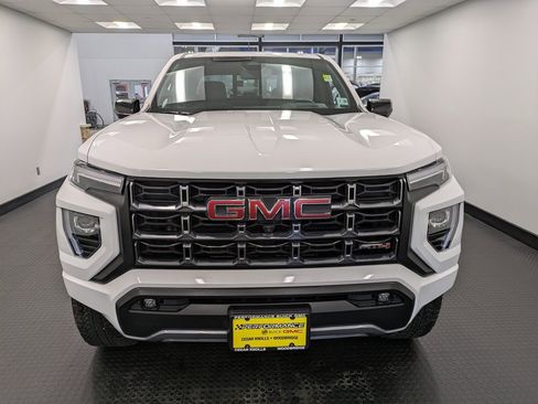 Used 2024 GMC Canyon AT4 w/ AT4 Premium Package image 2