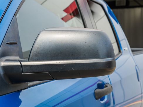 Used 2018 Toyota Tundra SR5 w/ SR5 Upgrade Package image 15