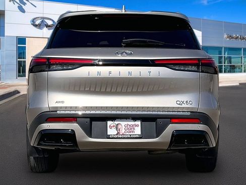 Used 2023 INFINITI QX60 Luxe w/ Vision Package AWD/4WD image 4