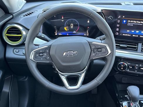 New 2026 Chevrolet Trax LT w/ Driver Confidence Package FWD image 13