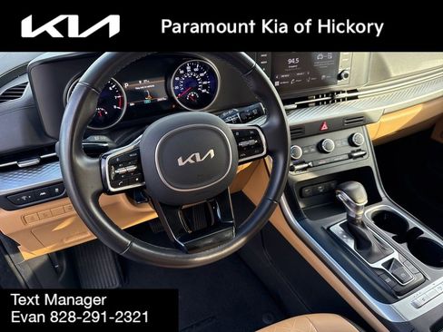 Used 2024 Kia Carnival LX image 35