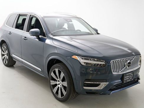 Certified 2024 Volvo XC90 T8 Ultimate w/ Lounge Package AWD/4WD image 4