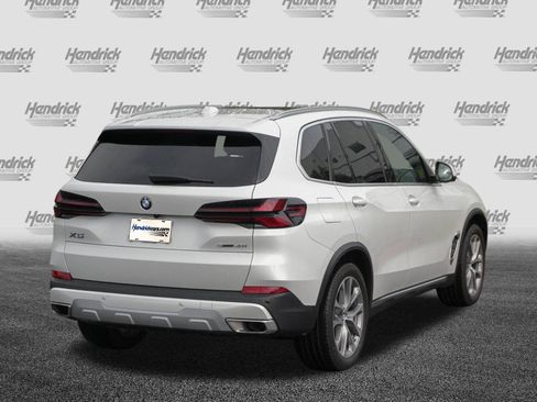 Certified 2026 BMW X5 sDrive40i RWD image 9