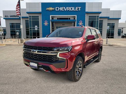 Used 2022 Chevrolet Tahoe Z71 w/ Luxury Package image 1