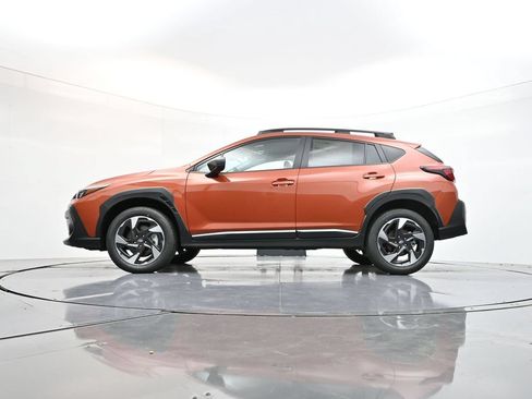 Used 2025 Subaru Crosstrek 2.5i Limited w/ Crosstrek Mirror Package AWD/4WD image 35