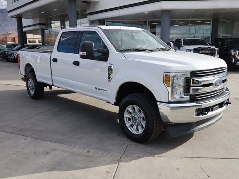 Used 2018 Ford F350 XLT AWD/4WD image 8