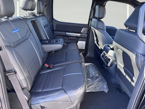 New 2026 Ford F250 Platinum w/ FX4 Off-Road Package image 20