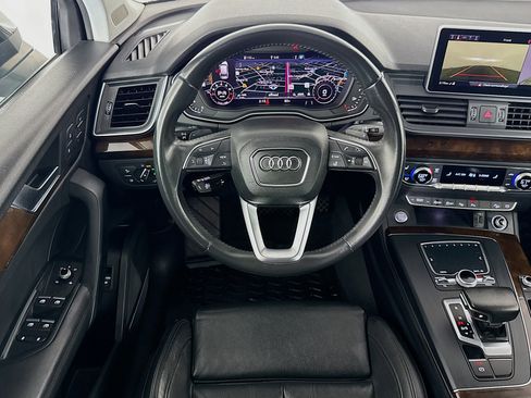 Used 2019 Audi Q5 Prestige w/ Prestige Package AWD/4WD image 16