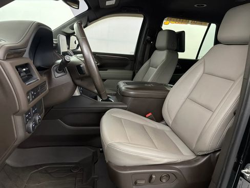 Used 2021 Chevrolet Tahoe Z71 w/ Rear Media and Nav Package AWD/4WD image 14