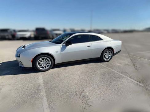 New 2025 Dodge Charger R/T w/ Quick Order Package 25M R/T image 5