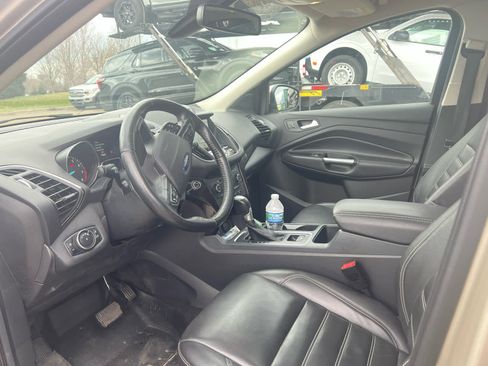 Used 2017 Ford Escape Titanium image 7
