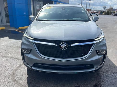 Used 2024 Buick Enclave Essence w/ Sport Touring Edition image 8