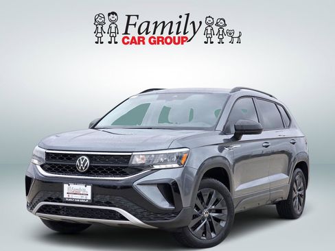 Used 2024 Volkswagen Taos S w/ MDO Package image 1