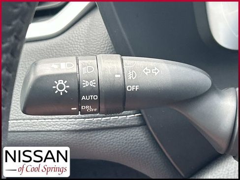 Used 2023 Toyota RAV4 Limited w/ Limited Grade Weather Package AWD/4WD image 35