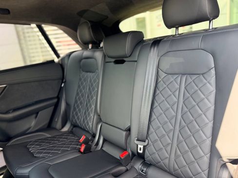 Certified 2023 Audi SQ8 Prestige w/ Prestige Package AWD/4WD image 15