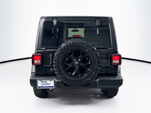 Used 2021 Jeep Wrangler Sport image 7