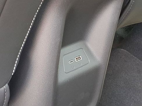 New 2025 Buick Envision Sport Touring image 10