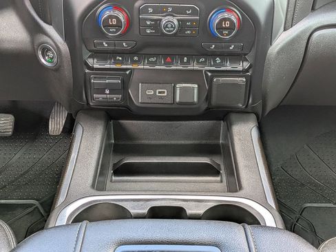 Used 2019 Chevrolet Silverado 1500 LT Trail Boss image 19