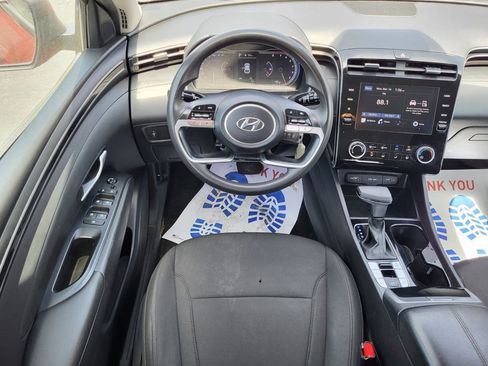 Used 2023 Hyundai Tucson SE FWD image 13